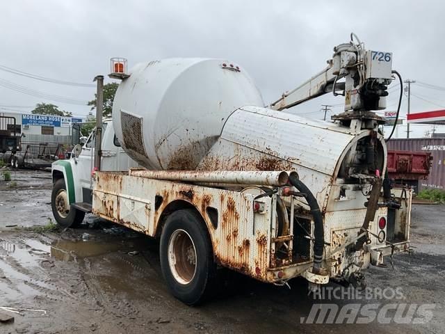 Ford F700 Muut koneet