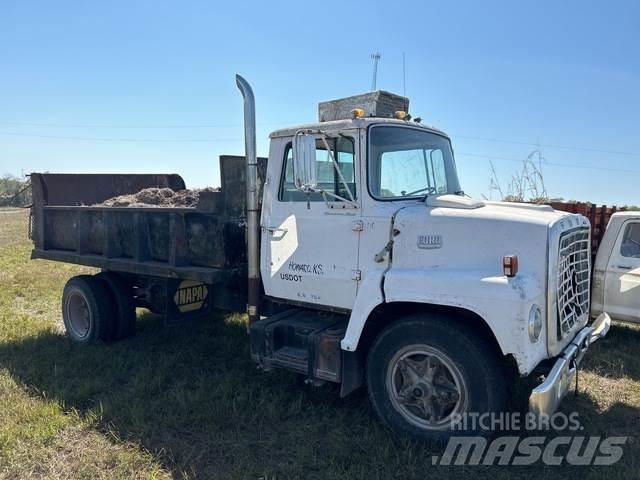 Ford F7000 Sora- ja kippiautot