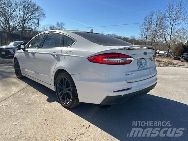 Ford Fusion Henkilöautot
