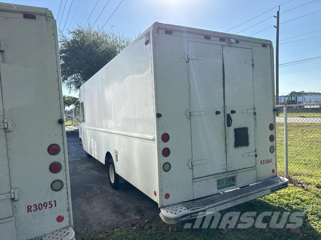 Ford GEN 1 Jakeluautot