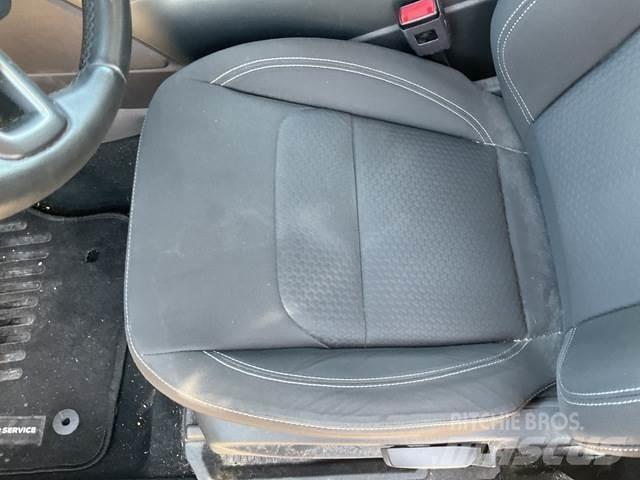 Ford Kuga Henkilöautot