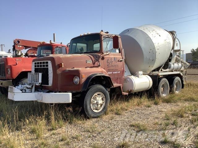 Ford L8000 Muut kuorma-autot