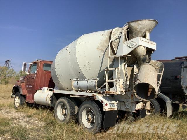 Ford L8000 Muut kuorma-autot
