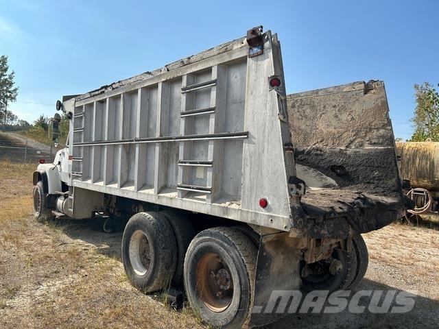 Ford L9000 Sora- ja kippiautot