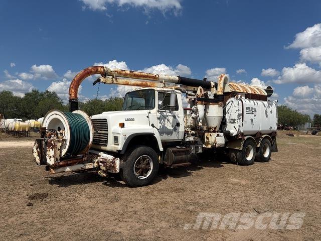 Ford LNT8000F Telakaivukoneet