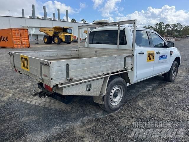 Ford Ranger Lava-autot