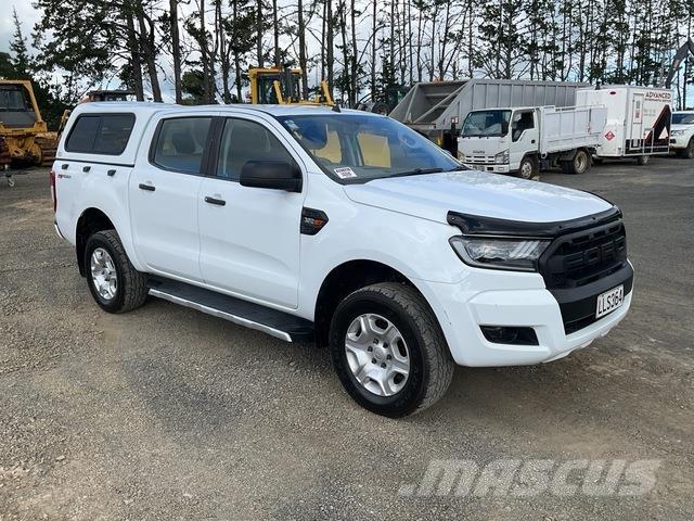 Ford Ranger XL Lava-autot