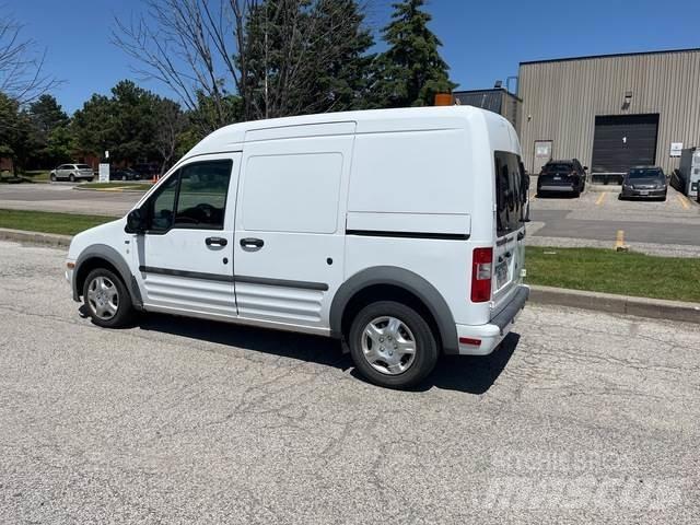 Ford Transit Pakettiautot