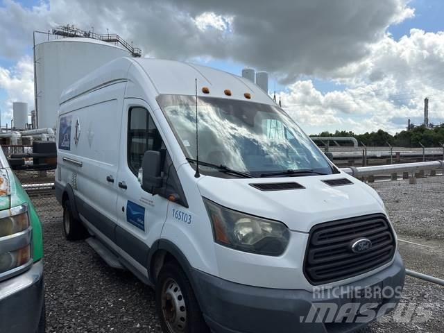 Ford Transit Umpikorikuorma-autot