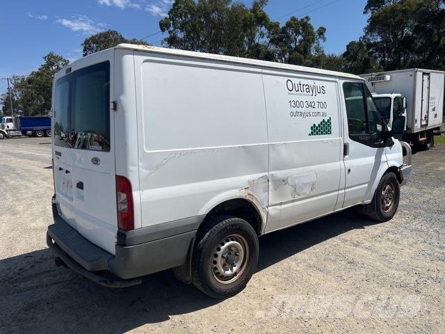 Ford Transit Pakettiautot