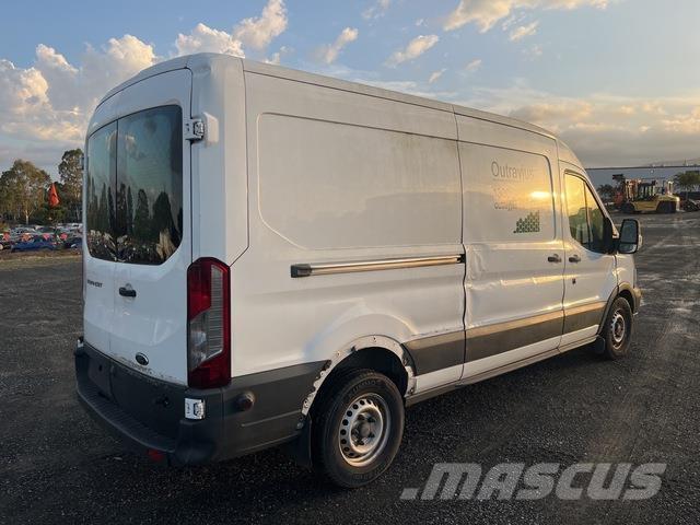 Ford Transit Pakettiautot