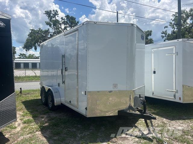 Forest River  Umpikoriperävaunut