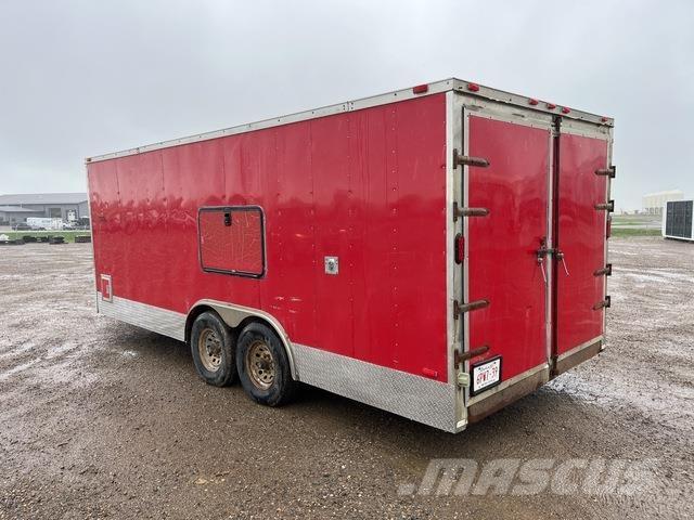  Freedom Umpikoriperävaunut