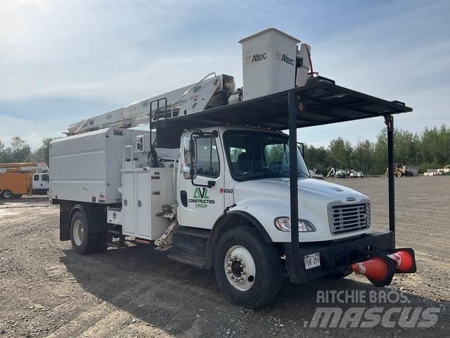 Freightliner  Nostolava-autot