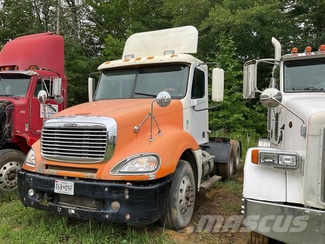 Freightliner  Vetopöytäautot