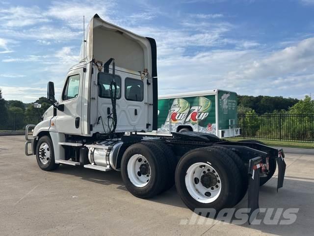 Freightliner  Vetopöytäautot