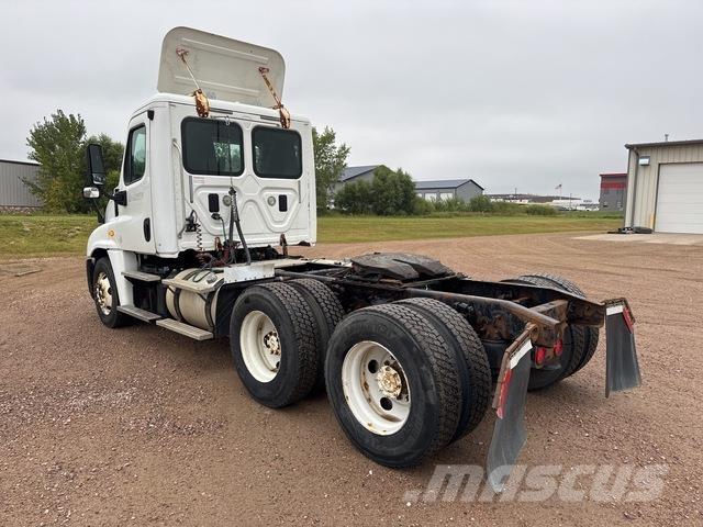 Freightliner  Vetopöytäautot