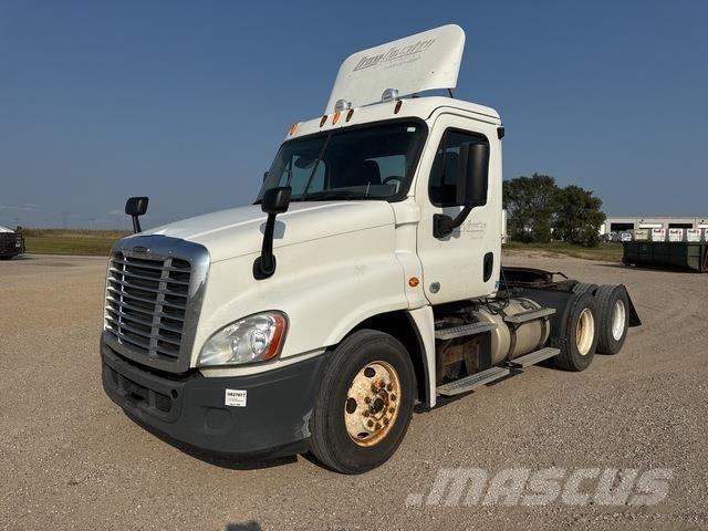 Freightliner  Vetopöytäautot
