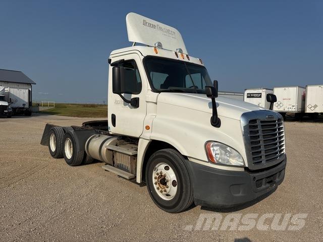 Freightliner  Vetopöytäautot