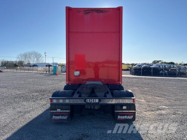 Fruehauf  Pressukapelliperävaunut