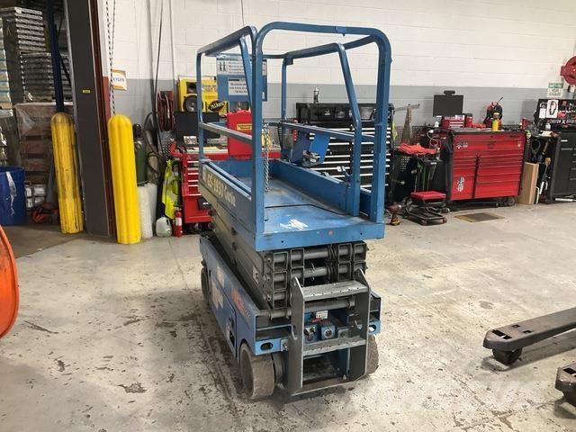 Genie GS-1930 Saksilavat