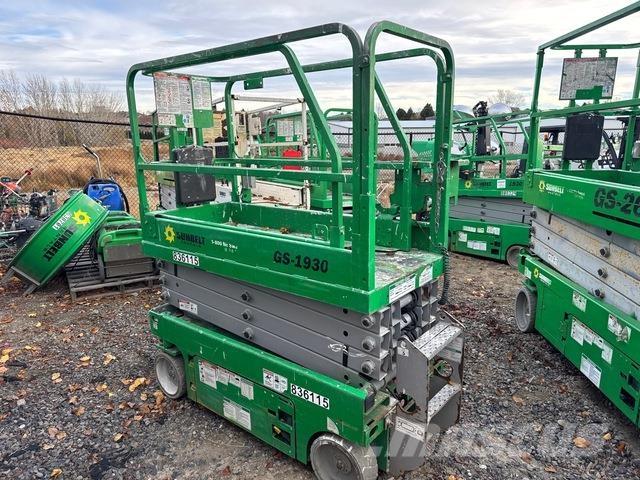 Genie GS-1930 Saksilavat