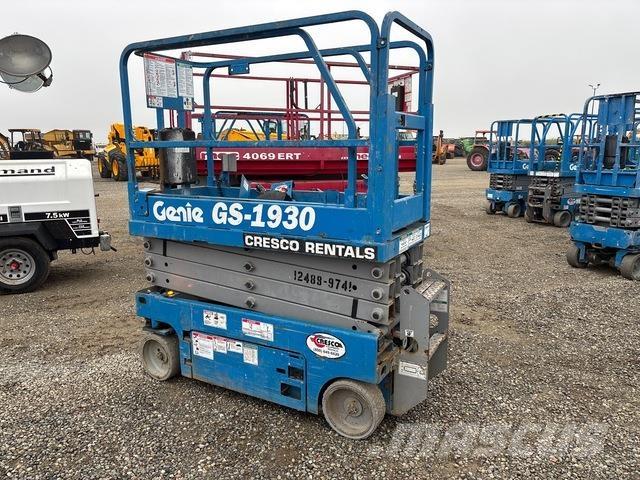 Genie GS-1930 Saksilavat