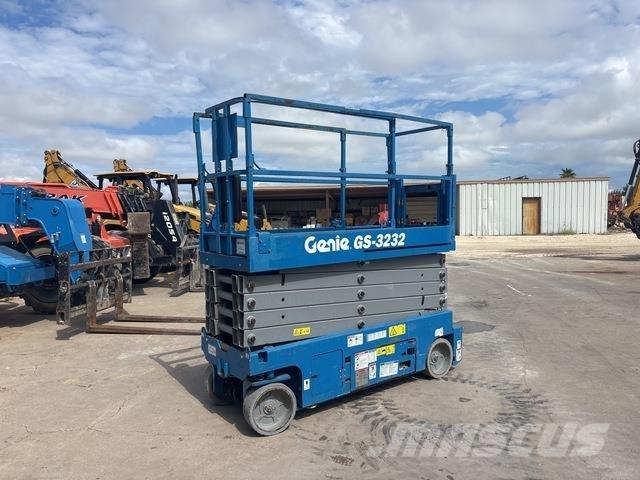 Genie GS-3232 Saksilavat