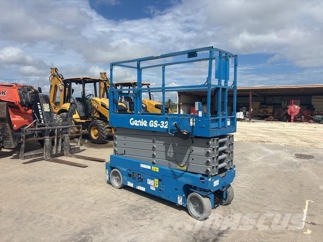 Genie GS-3232 Saksilavat