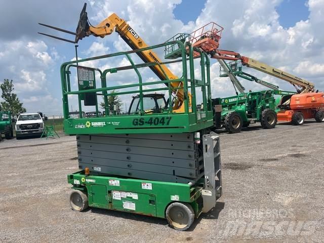 Genie GS-4047 Saksilavat