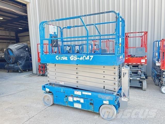 Genie GS-4047 Saksilavat