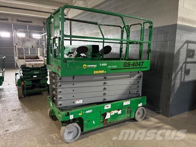 Genie GS-4047 Saksilavat