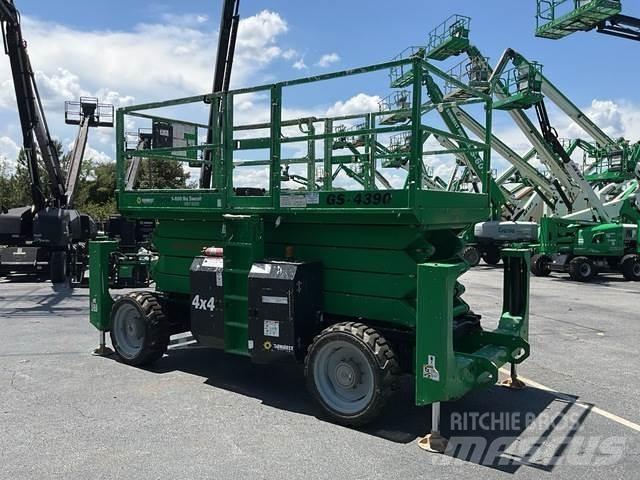 Genie GS-4390 Saksilavat