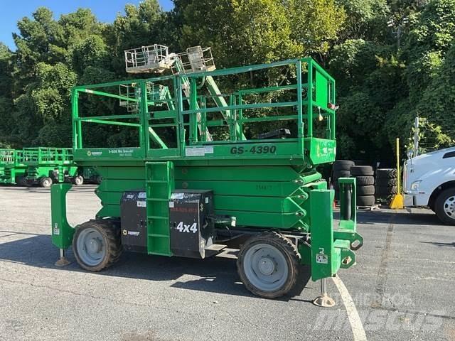 Genie GS-4390 Saksilavat