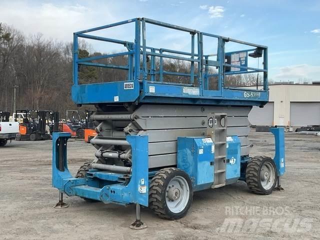 Genie GS-5390 Saksilavat