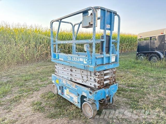 Genie GS1930 Saksilavat