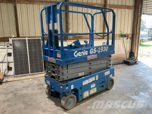 Genie GS1930 Saksilavat