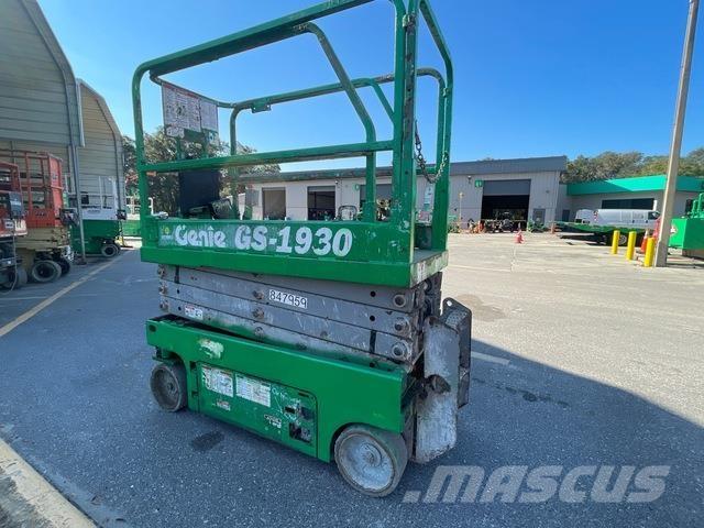 Genie GS1930 Saksilavat