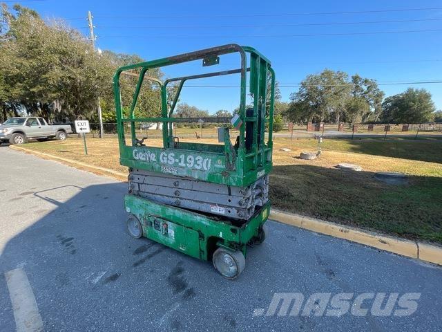 Genie GS1930 Saksilavat