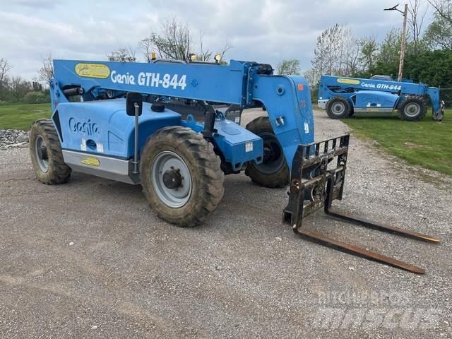 Genie GTH-844 Kurottajat