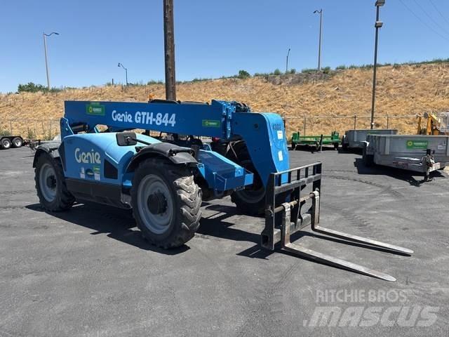 Genie GTH-844 Kurottajat