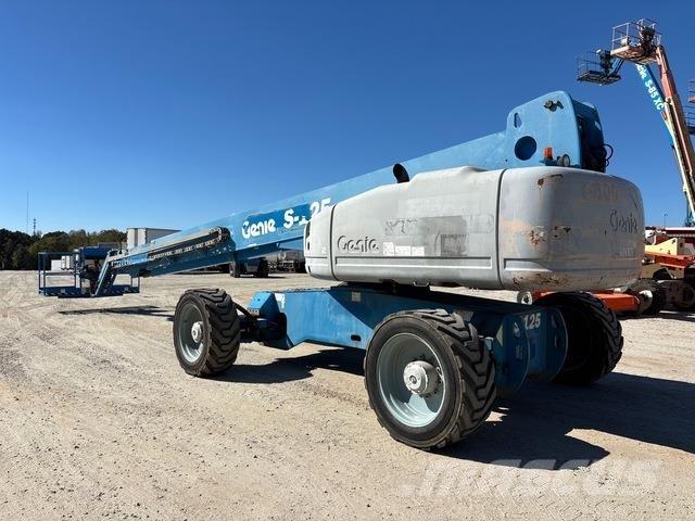 Genie S-125 Teleskooppipuominostimet