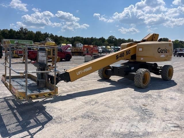 Genie S-40XC Teleskooppipuominostimet