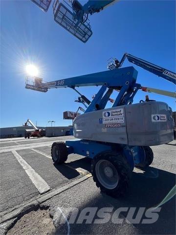 Genie S-85 Teleskooppipuominostimet