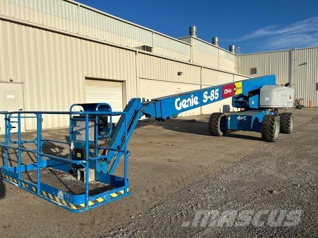 Genie S-85 Teleskooppipuominostimet