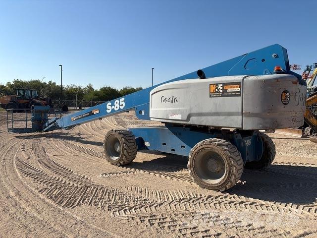 Genie S-85 Teleskooppipuominostimet