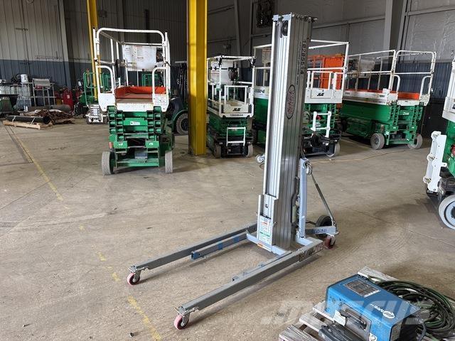 Genie SLC-24 Vinssit, nostolaitteet ja materiaalinostimet