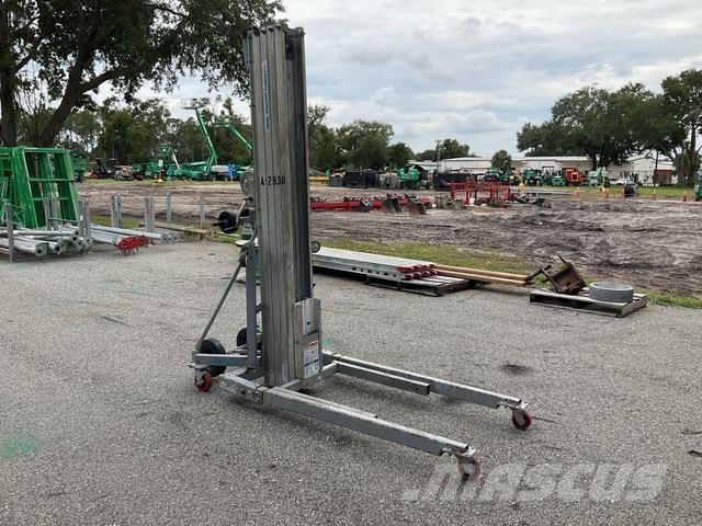 Genie SLC24 Vinssit, nostolaitteet ja materiaalinostimet