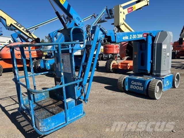 Genie Z-30/20N Kuukulkijat