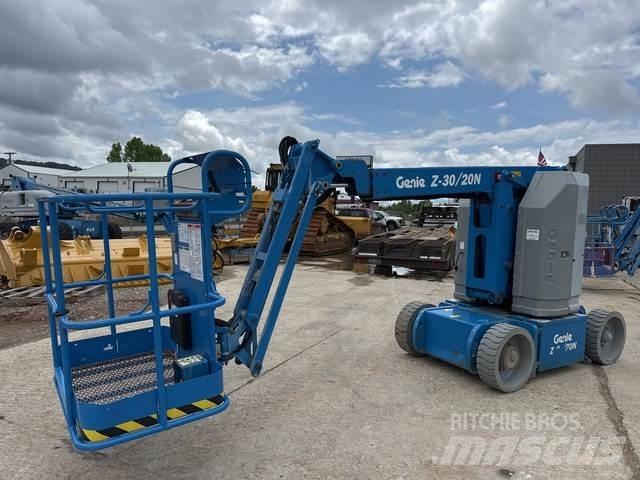 Genie Z30/20N Kuukulkijat
